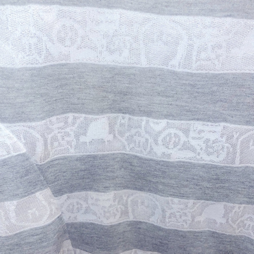 Sz medium grey and white lace back sleeveless shirt - Picture 2 of 4